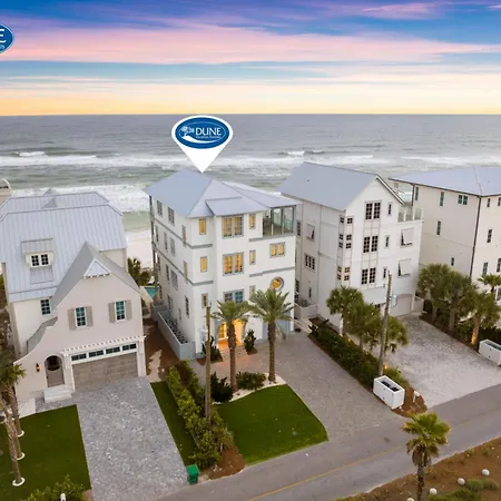 Gulf Front Luxurious Home With Private Pool And Beach Access Home